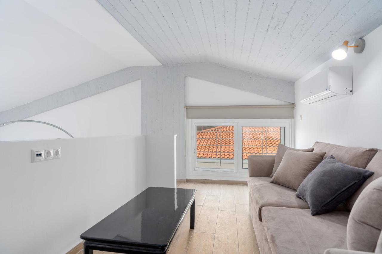Costa Vasia Boutique Apartments Врахати Экстерьер фото